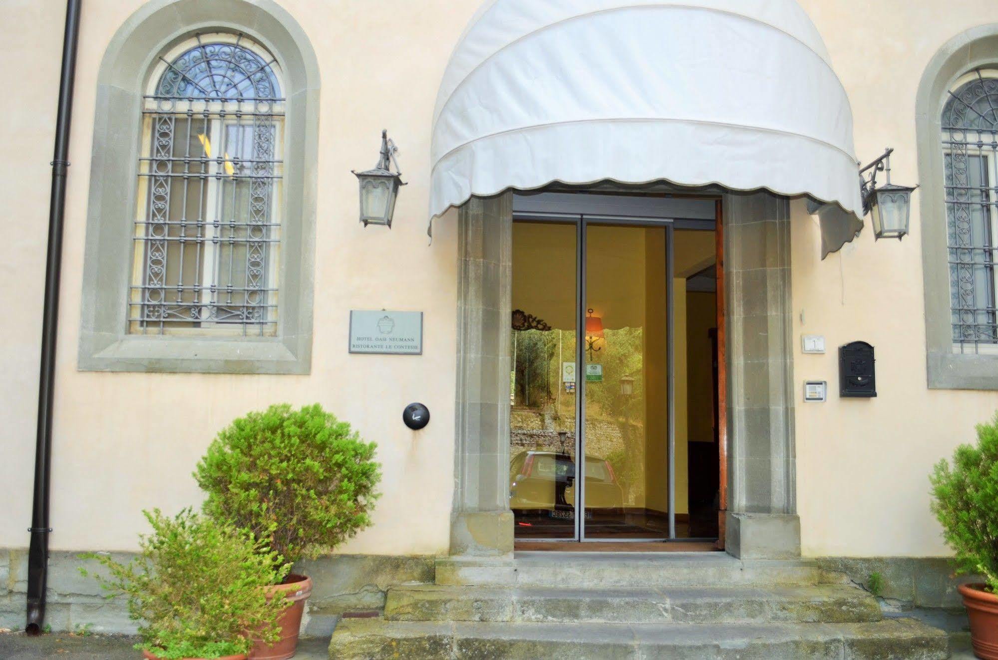 Hotel Oasi Neumann Cortona Bagian luar foto